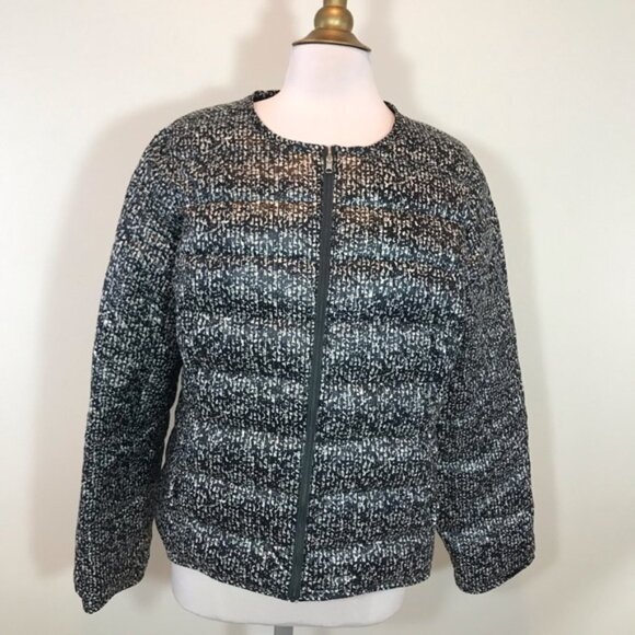 Lands End Reversable packable Down Jacket - Picture 5 of 6